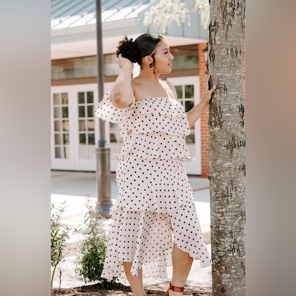 Cute dress! Off the-shoulder neckline with fluttering short sleeves.